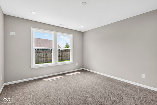 5541 Woods Pointe Drive, Mccordsville, IN 46055
