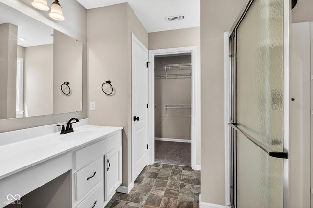 5541 Woods Pointe Drive, Mccordsville, IN 46055