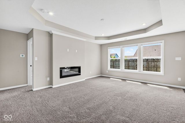 5541 Woods Pointe Drive, Mccordsville, IN 46055