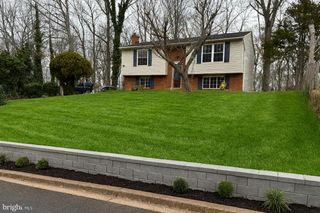 111 GALAXIE DR, Fredericksburg, VA 22407