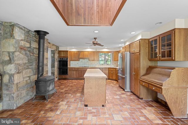 750 E STREET RD, Warminster, PA 18974