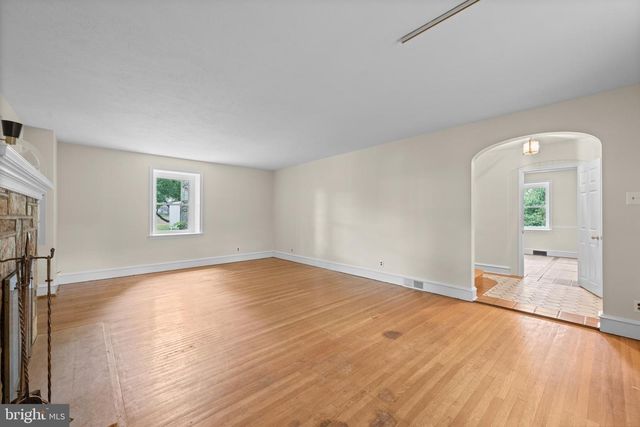 750 E STREET RD, Warminster, PA 18974