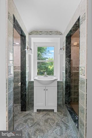 750 E STREET RD, Warminster, PA 18974