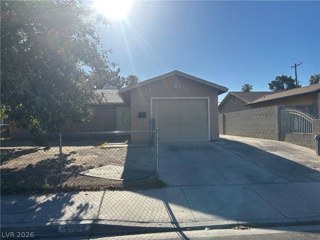1004 Newport Street, Las Vegas, NV 89110 — photo 3