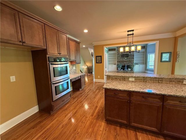 970 Gardiner Circle, Suwanee, GA 30024