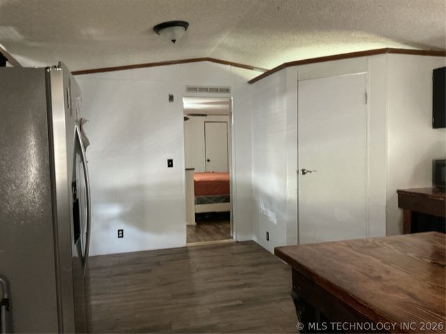 13445 New Lake Road, Henryetta, OK 74437