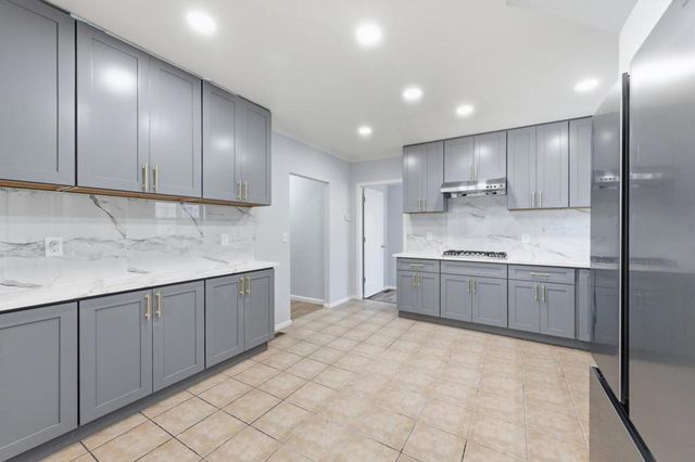 756 Victoria Avenue, San Leandro, CA 94577