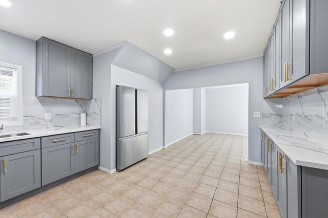 756 Victoria Avenue, San Leandro, CA 94577