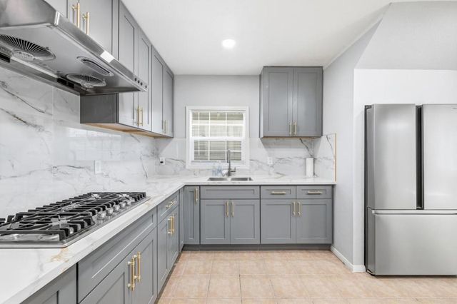 756 Victoria Avenue, San Leandro, CA 94577