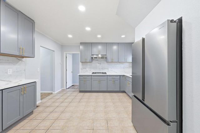 756 Victoria Avenue, San Leandro, CA 94577