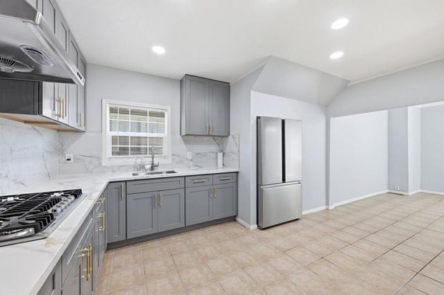 756 Victoria Avenue, San Leandro, CA 94577