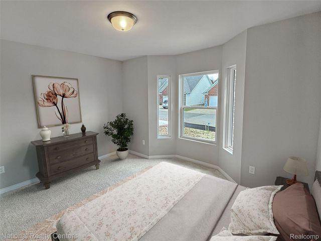 305 Devonshire Drive 8, Lapeer, MI 48446