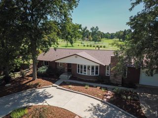 300 Crestridge Ln, Longmont, CO 80501