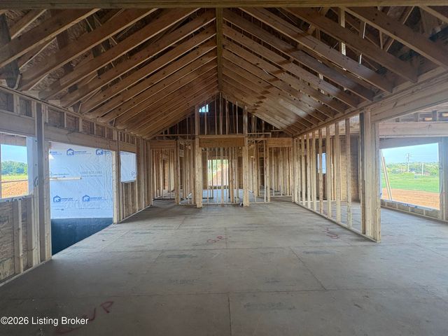 10 Old Jericho Rd, La Grange, KY 40031