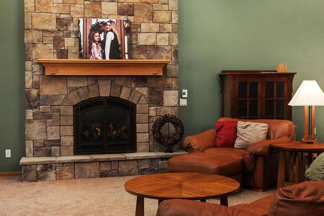 10 Vienna Circle, Madison, WI 53718