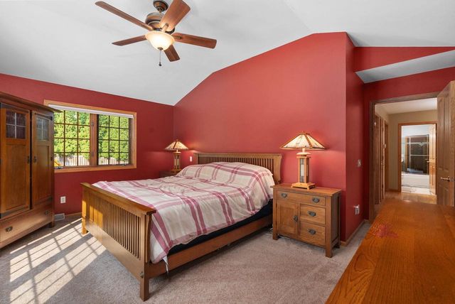 10 Vienna Circle, Madison, WI 53718