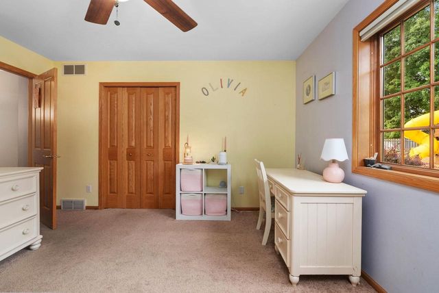 10 Vienna Circle, Madison, WI 53718