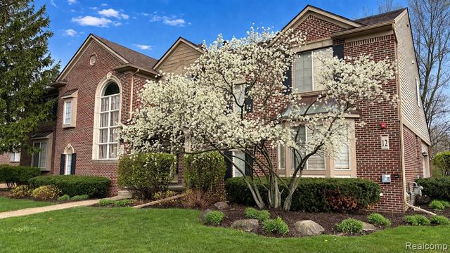 136 Sheffield Court, Canton, MI 48188
