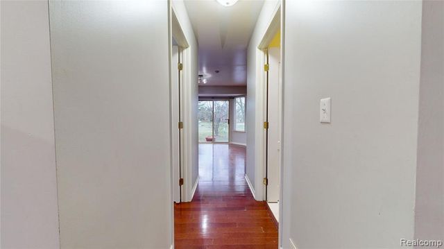 136 Sheffield Court, Canton, MI 48188