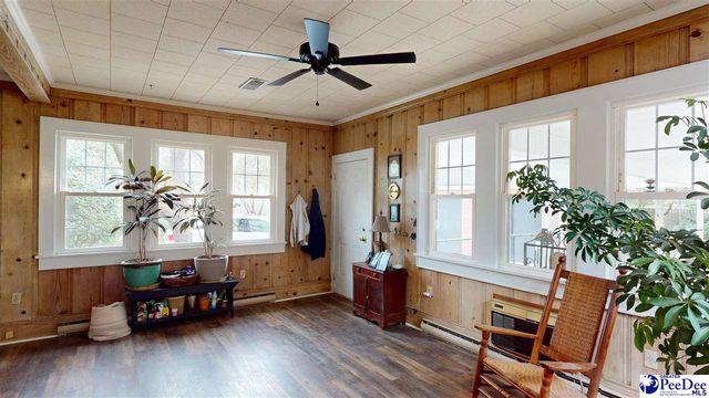 725 W Home, Hartsville, SC 29550