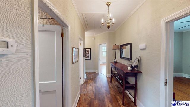 725 W Home, Hartsville, SC 29550