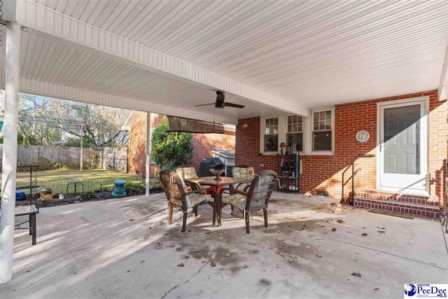 725 W Home, Hartsville, SC 29550