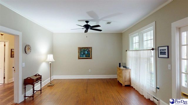 725 W Home, Hartsville, SC 29550