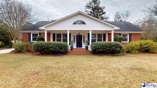 725 W Home, Hartsville, SC 29550