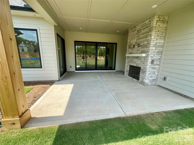 631 Lochaven Road, Waxhaw, NC 28173