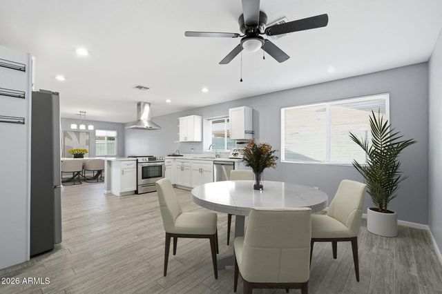 17802 N 41ST Avenue, Glendale, AZ 85308