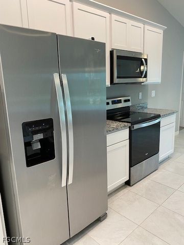 4101 NE 15th AVE, Cape Coral, FL 33909