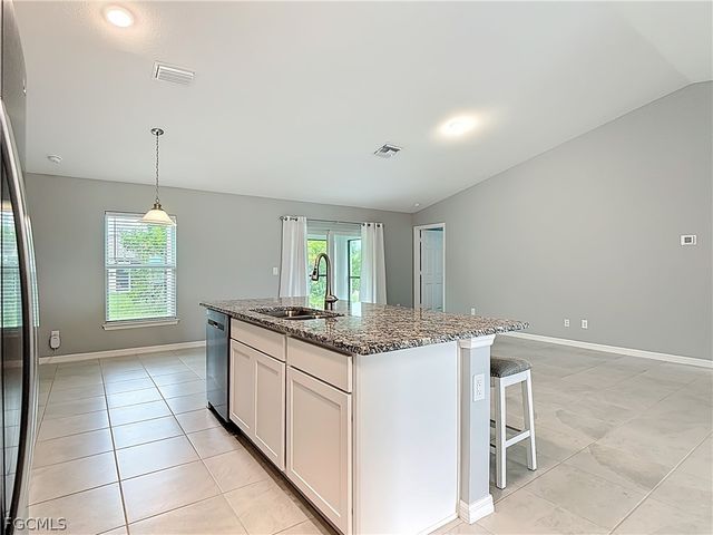 4101 NE 15th AVE, Cape Coral, FL 33909