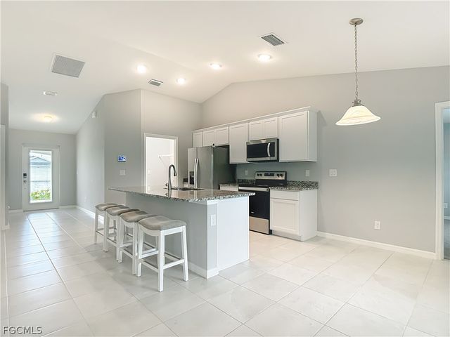 4101 NE 15th AVE, Cape Coral, FL 33909