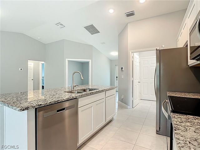 4101 NE 15th AVE, Cape Coral, FL 33909