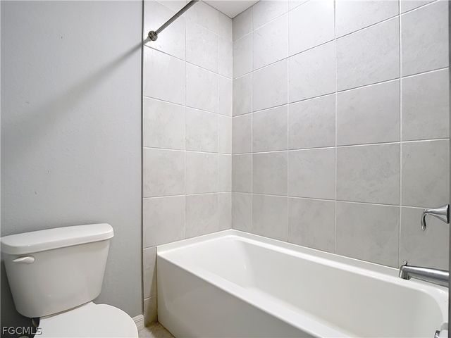 4101 NE 15th AVE, Cape Coral, FL 33909