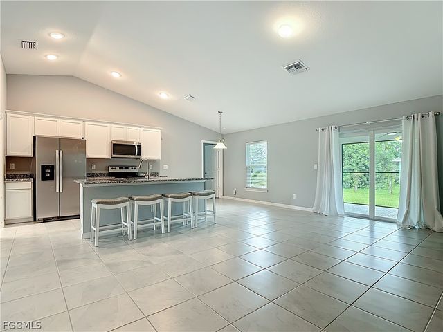 4101 NE 15th AVE, Cape Coral, FL 33909