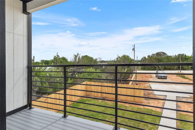 2222 Cedarwood Trail, Granbury, TX 76048
