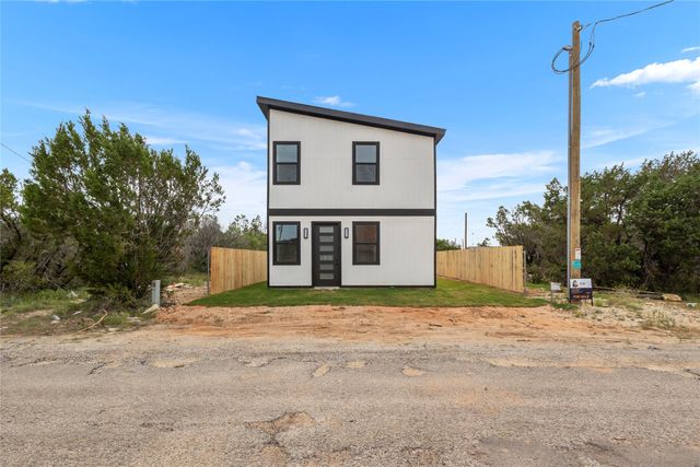 2222 Cedarwood Trail, Granbury, TX 76048