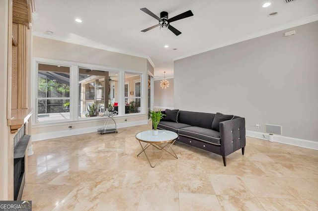 371 Oak Grove Island Drive, Brunswick, GA 31523