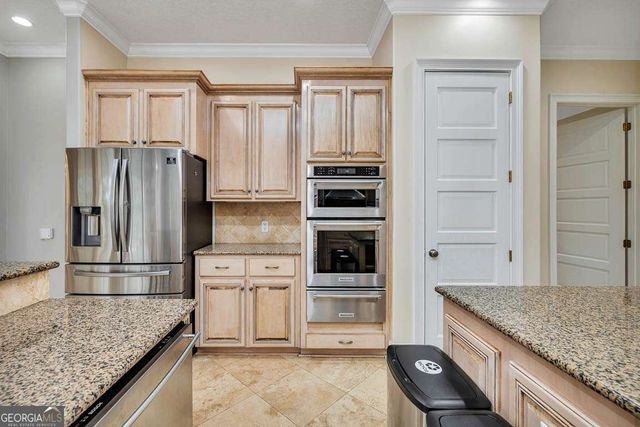 371 Oak Grove Island Drive, Brunswick, GA 31523