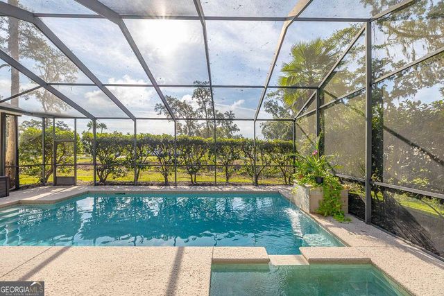 371 Oak Grove Island Drive, Brunswick, GA 31523