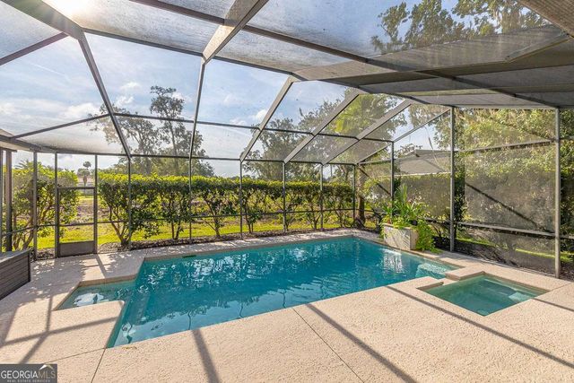 371 Oak Grove Island Drive, Brunswick, GA 31523