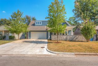 4745 S Boston Place, Tulsa, OK 74105