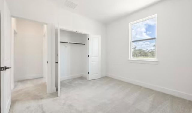 138 Kislingbury LN, Kyle, TX 78640