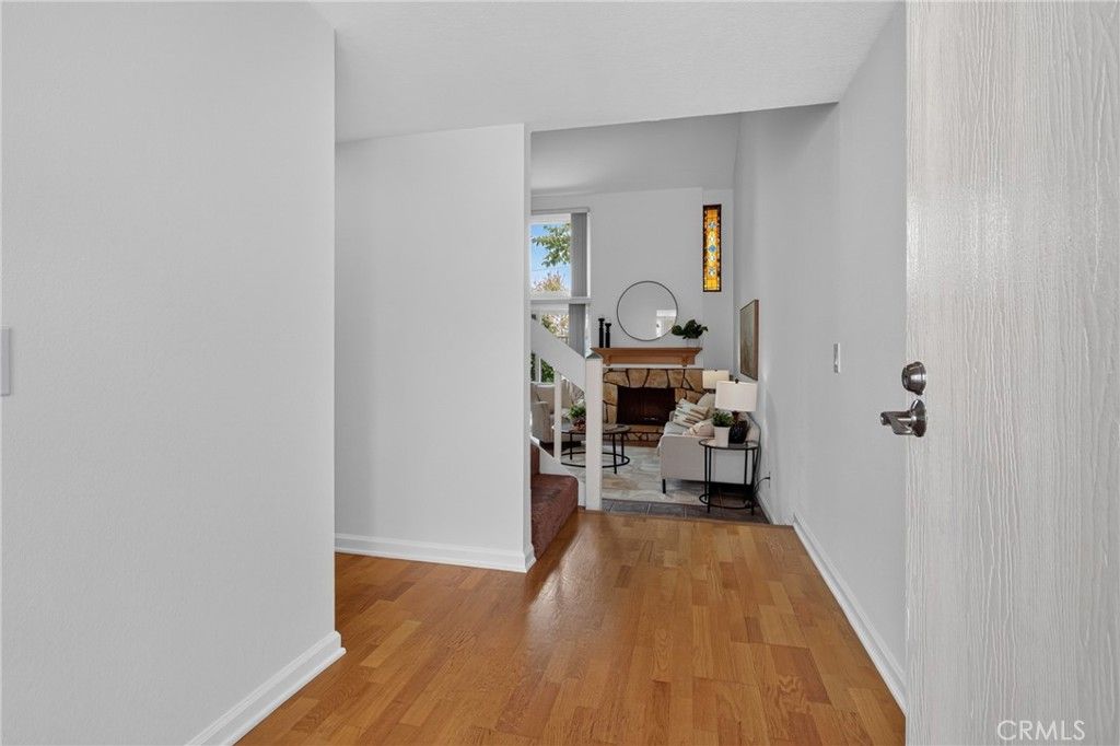 25142 Marci, Valencia, CA 91355 — photo 4