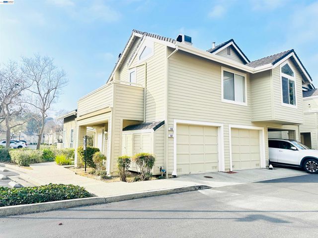 161 Seaway Ct, Hercules, CA 94547