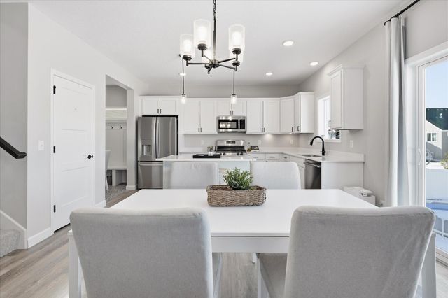 1486 Oak Ridge Street, Hanover, MN 55341