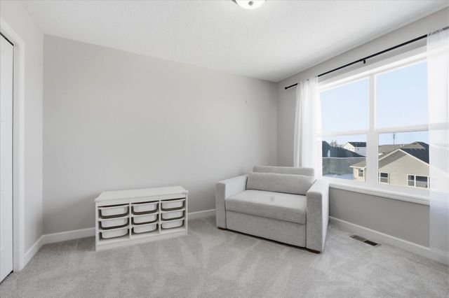 1486 Oak Ridge Street, Hanover, MN 55341