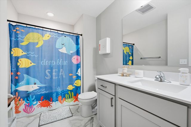 1486 Oak Ridge Street, Hanover, MN 55341