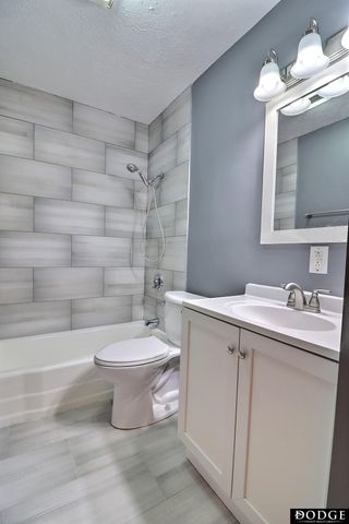 2075 Fairacres Drive, Fremont, NE 68025